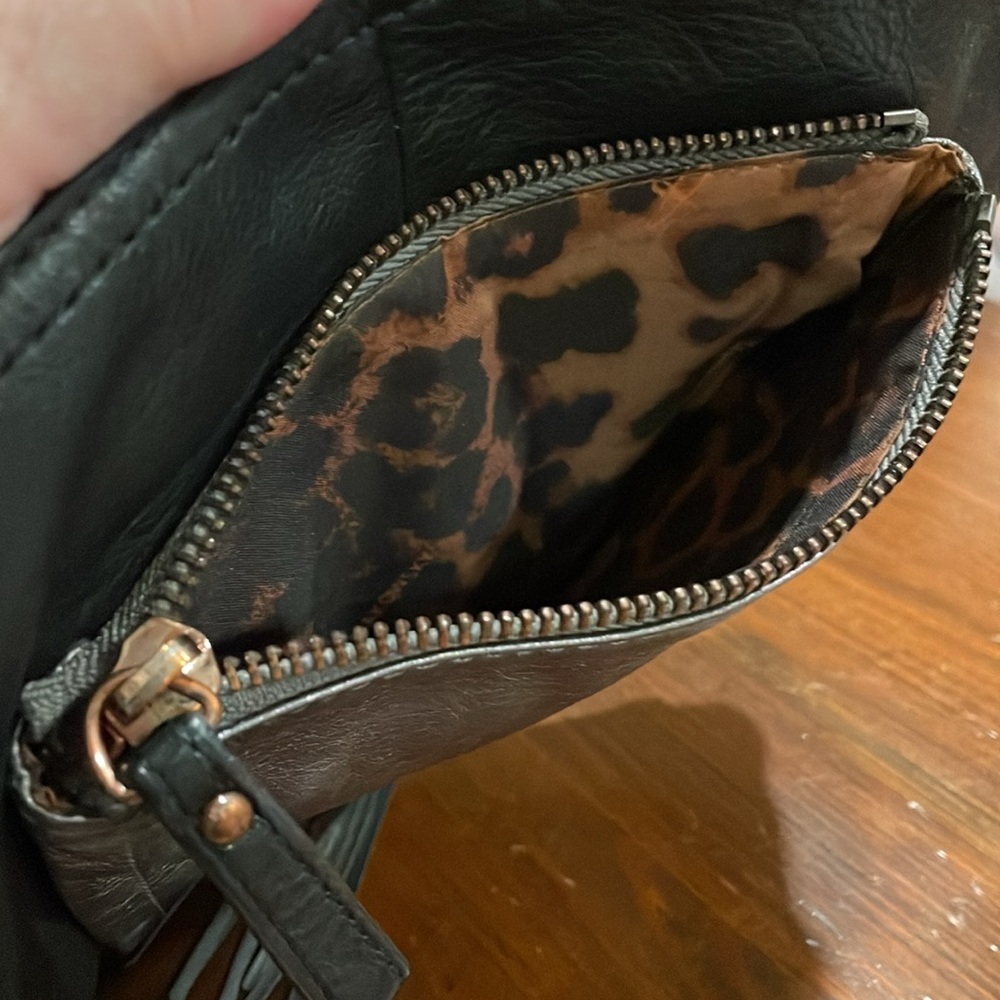 B. Makowsky Leather Convertible Black Silver Bag Detachable Strap P 10 - Picture 7 of 7